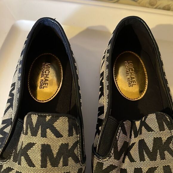 Michael Michael Kors Keaton Slip On Signature Logo Sneakers Navy Blue White 6.5 - Picture 14 of 14